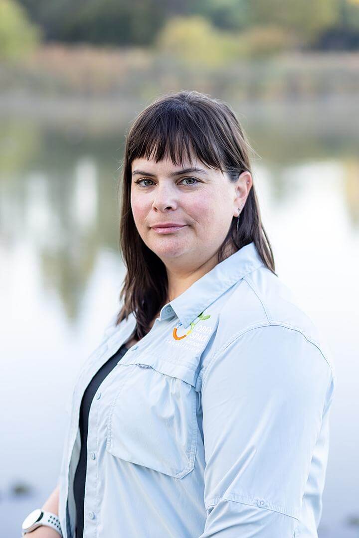 Elizabeth Loretto staff headshot photo